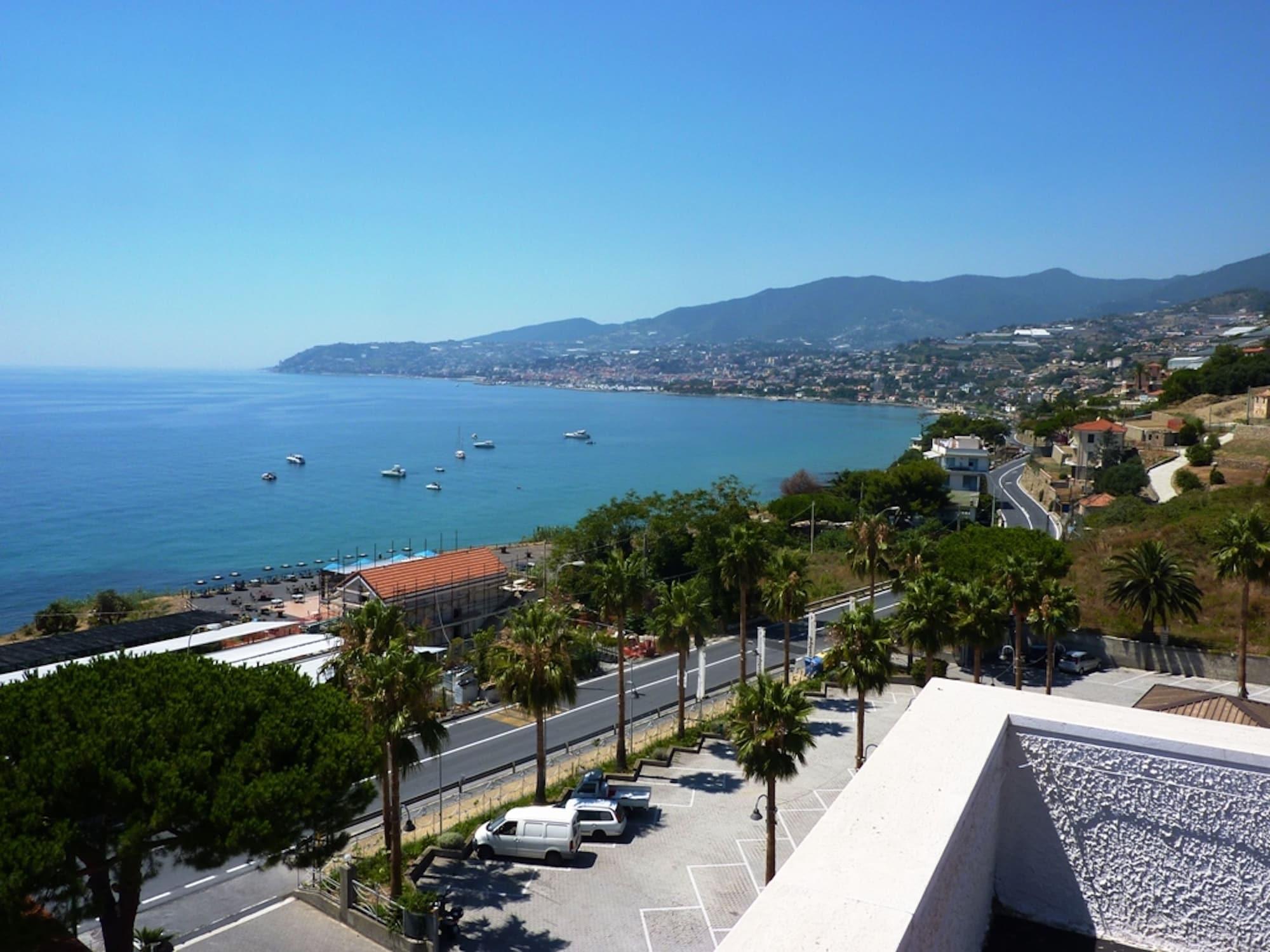 Hotel Ariston Montecarlo Sanremo Exteriör bild