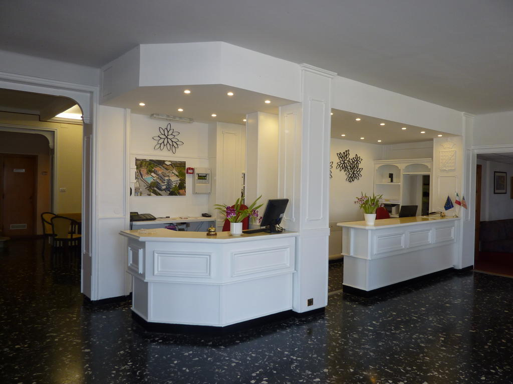 Hotel Ariston Montecarlo Sanremo Exteriör bild