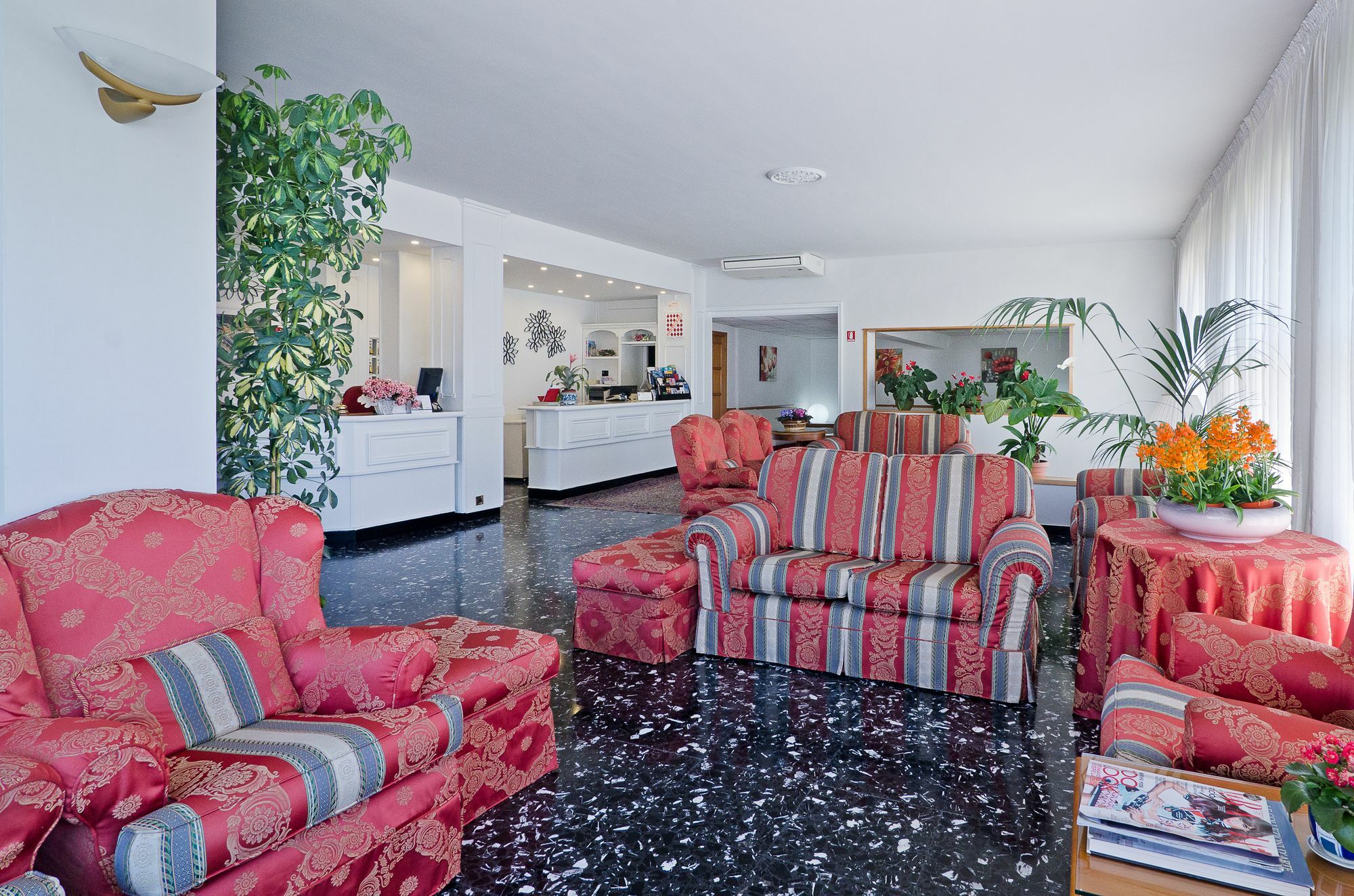Hotel Ariston Montecarlo Sanremo Exteriör bild